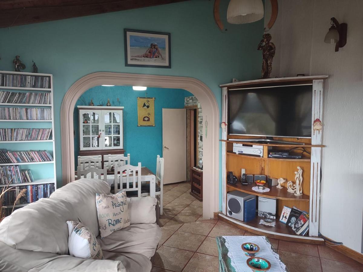 Отель Alem Casa De Familia Ушуая Экстерьер фото