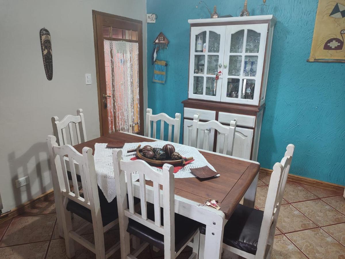Отель Alem Casa De Familia Ушуая Экстерьер фото